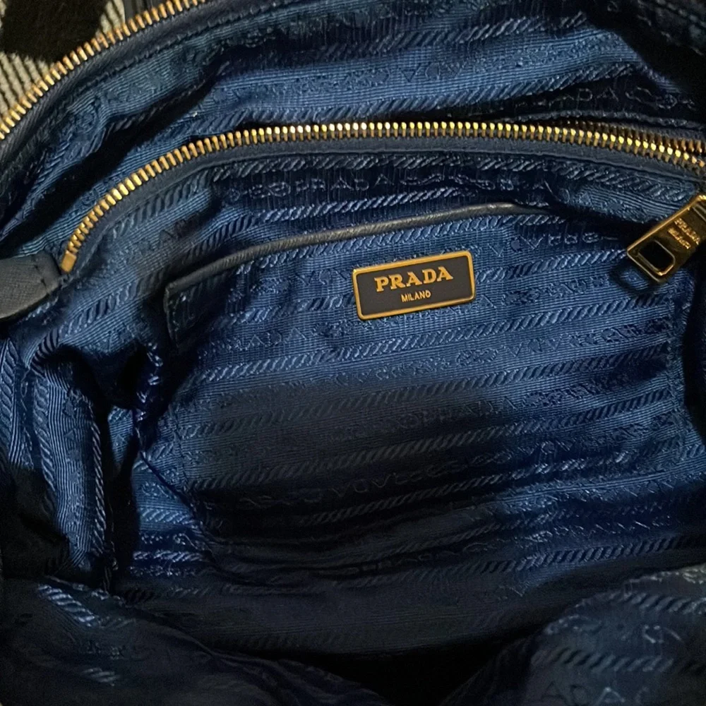 PRADA Nylon Crossbody bag - Picture 5 of 8